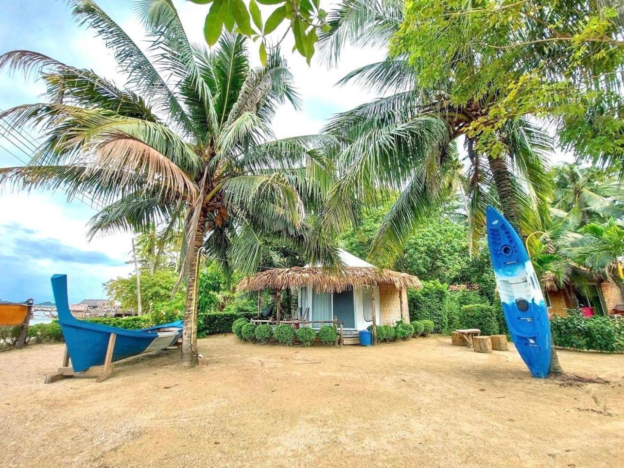 Mook Montra Resort Sea Front Ko Mook Bagian luar foto