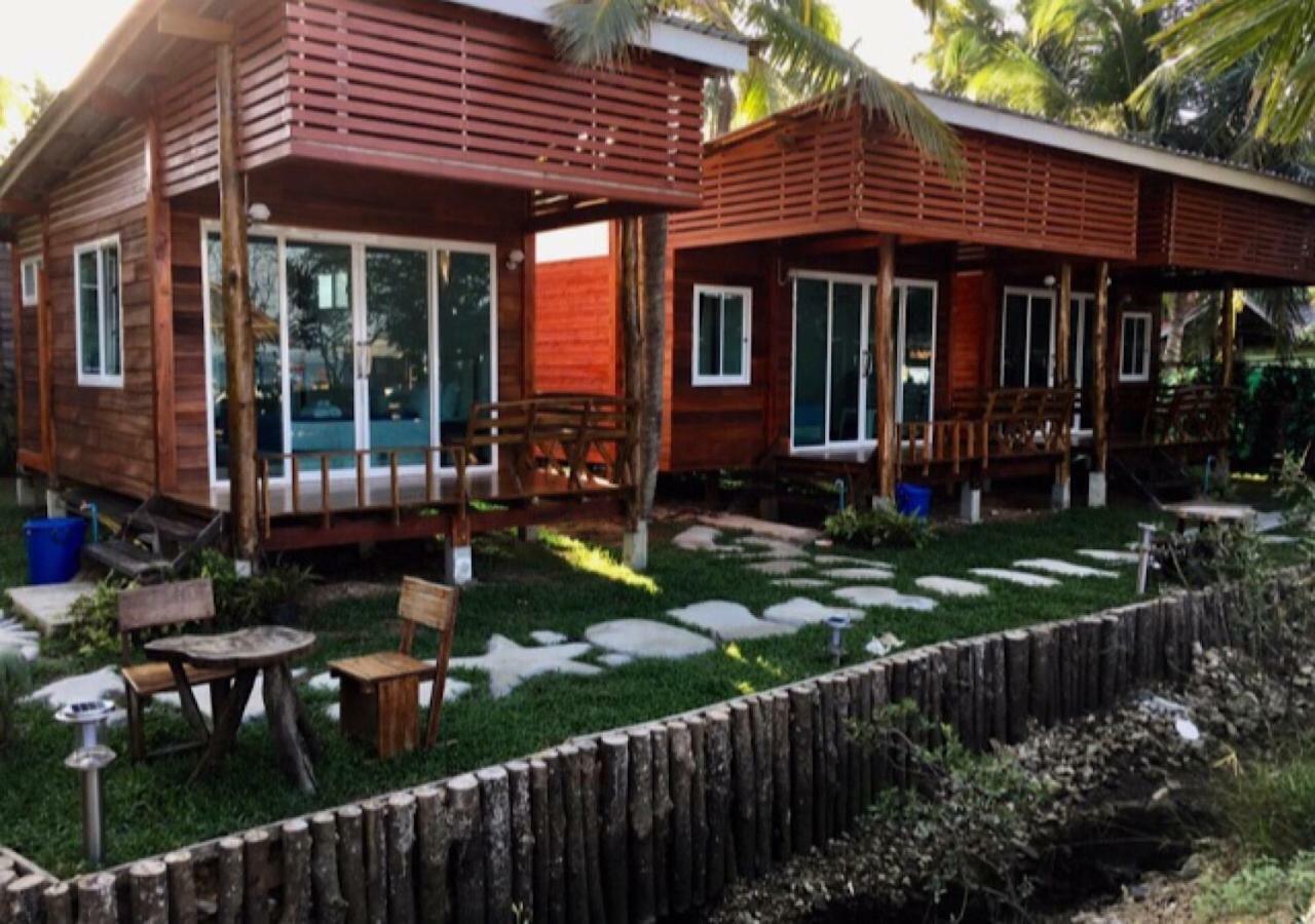 Mook Montra Resort Sea Front Ko Mook Bagian luar foto